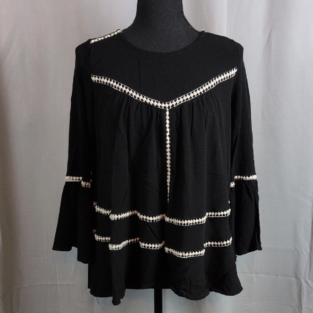 Lapis Black Blouse with White Crochet Detailing‎